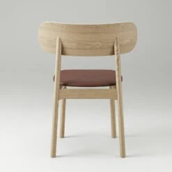 Elephant Wide Chair, Natural Oak / Tärnsjö Leather -Maze Furni Shop decotique elephant wide chair 12