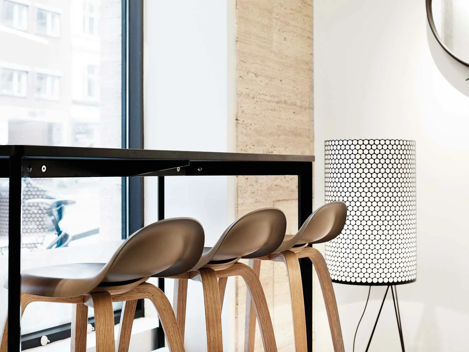 Gubi 3D Barstool Wood Base Walnut, 65 Cm, Hirek Shy Cherry 5 Gubi 3D Barstool Wood Base Walnut, 65 Cm, Hirek Shy Cherry - Image 5