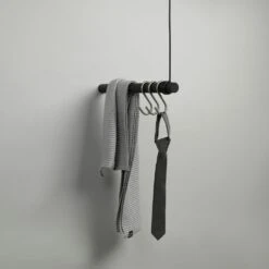 LIND DNA Swing Hanger 50cm, Black/Black Leather -Maze Furni Shop lind dna swing hanger 50 cm 6