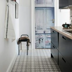 Maze Anyone Stool, Black/Black -Maze Furni Shop maze anyone stool 16