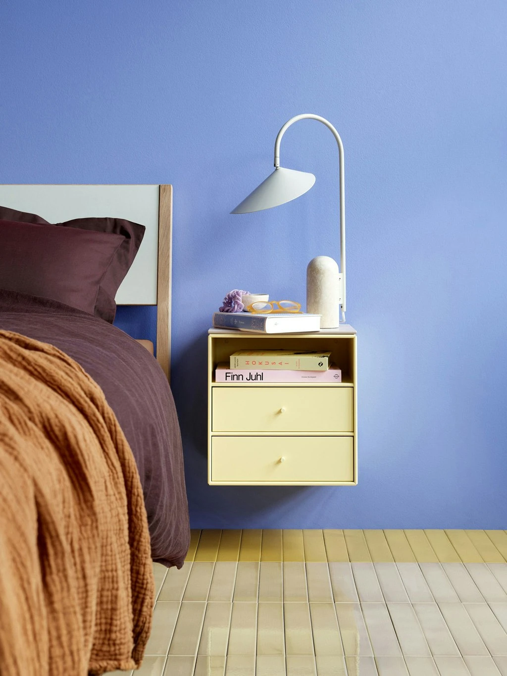 MONTANA Mini 1006 Shelf With Two Drawers, Mushroom 4 MONTANA Mini 1006 Shelf With Two Drawers, Mushroom - Image 4