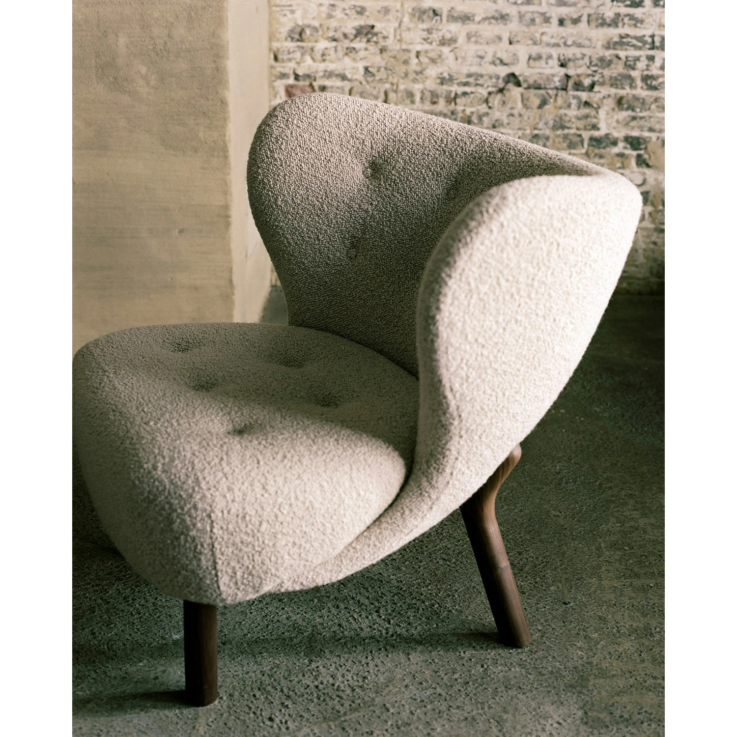 &Tradition Lilla Petra Lounge Chair Vb1, Walnut / Karakorum 6 &Tradition Lilla Petra Lounge Chair Vb1, Walnut / Karakorum - Image 6