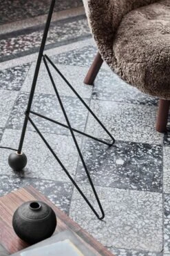 &Tradition Little Petra Lounge Chair Vb1, Oiled Walnut / Sheepskin Sahara -Maze Furni Shop tradition little petra lounge chair vb1 oiled walnut 18