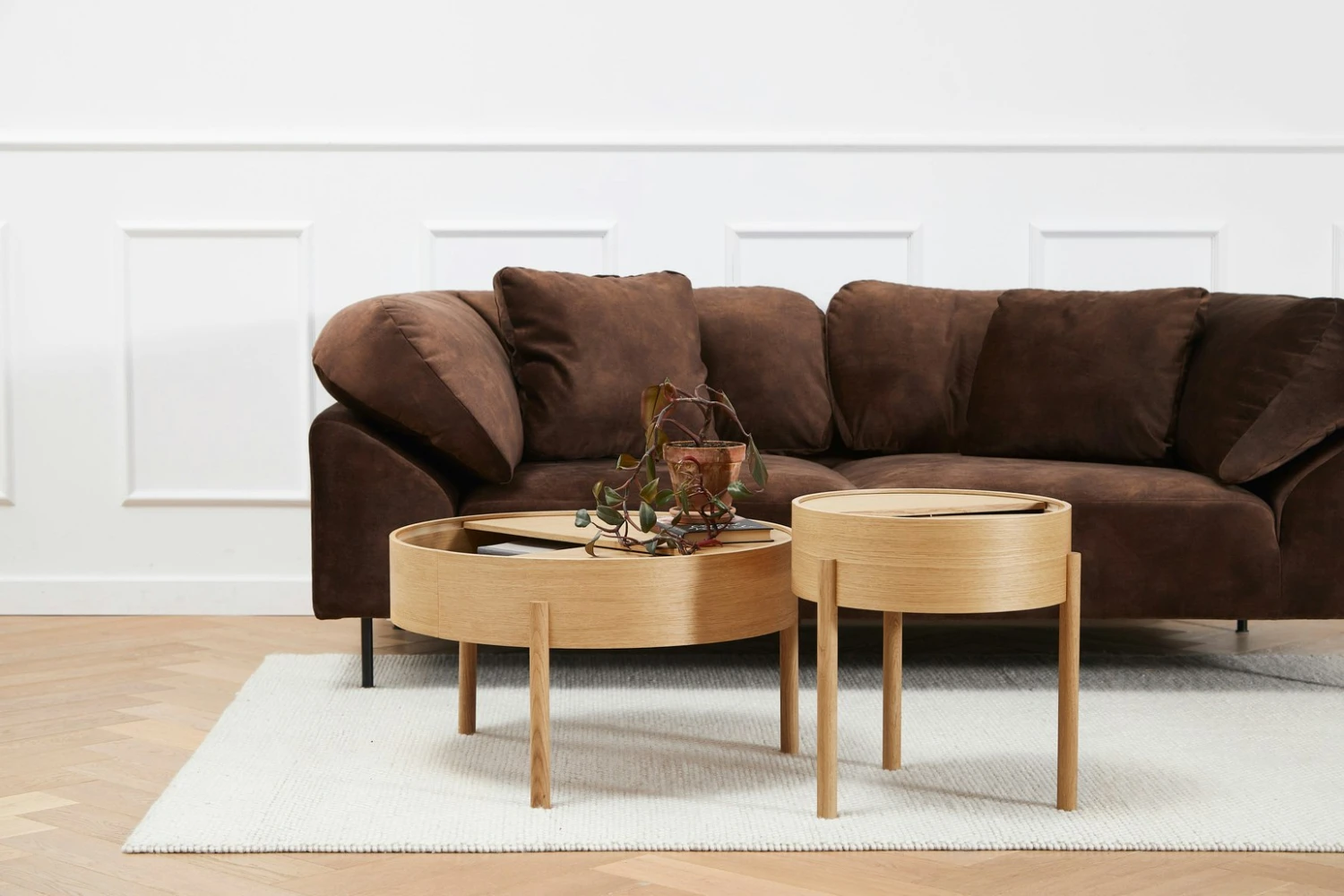 Woud ARC Coffee Table, Walnut 5 Woud ARC Coffee Table, Walnut - Image 5